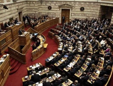 «Αδανόητα» ρουσφέτια ΣΥΡΙΖΑ - Ανανεώνουν ακόμα και συμβάσεις που δεν έχουν λήξει